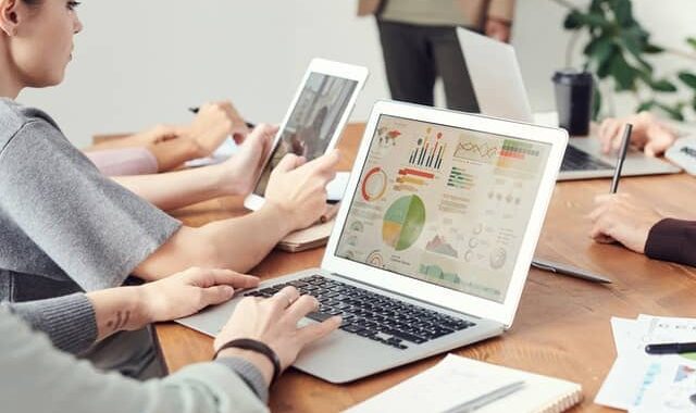 best of breed vs all in one vs peoplespheres platform
